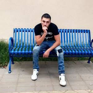 Meet your Posher, Hrachya